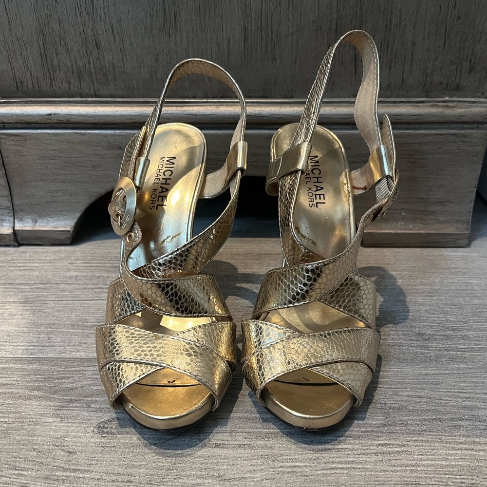 Michael Kors gold snakeskin criss cross heel sandal size 6